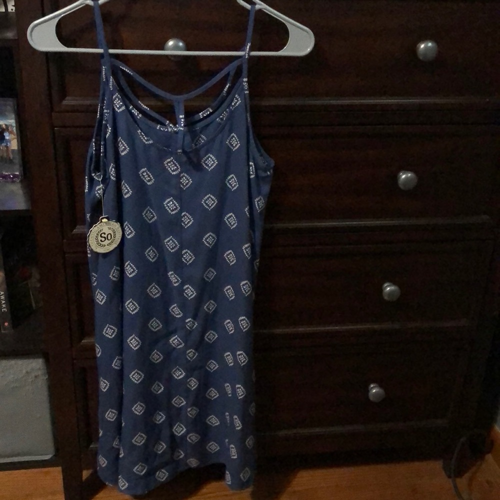 Dress - Picture 4 of 6